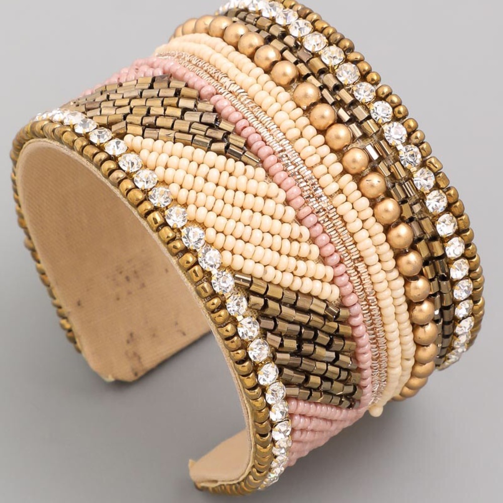 Multi natural cuff